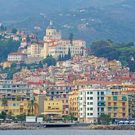 Apartment Centro Porto Vecchio - Happy Sanremo